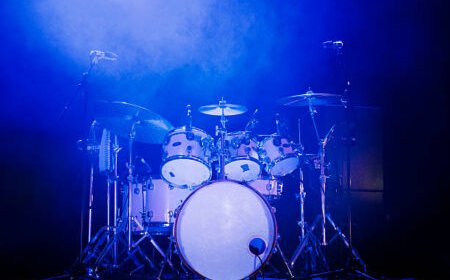 Why Curved? The Acoustic Advantages of Seamless Drum Enclosures