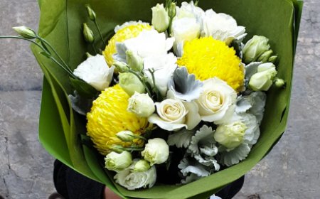 The Language of Flowers: What Each Bloom Symbolises in Times of Grief