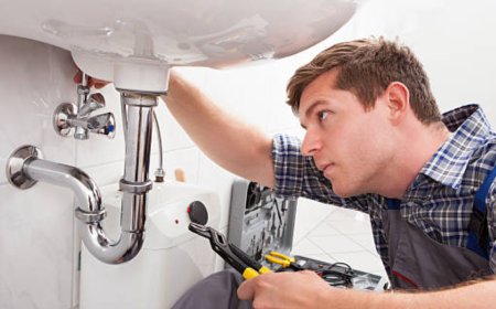 7 Signs You Need Professional Plumbing Help in Simi Valley