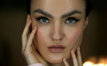 Best Plastic Surgeons in Dubai: How Thread Lift Can Rejuvenate Your Face Without Surgery