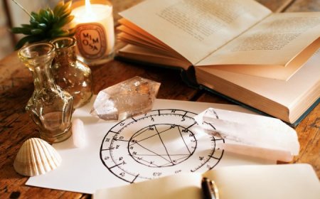 Your Daily Astro Log: Reflecting on Zodiac Energy and Mood Shifts