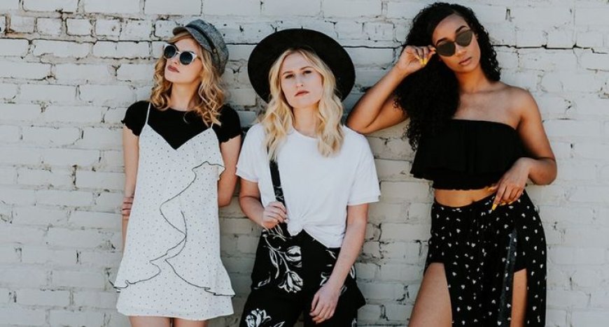 Ladies Wholesale Clothing UK in Demand