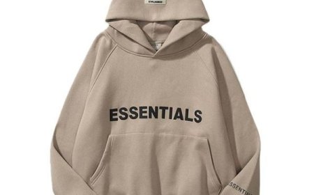 Where Arctic Chill Meets Street Fire—Essential Hoodie Canada