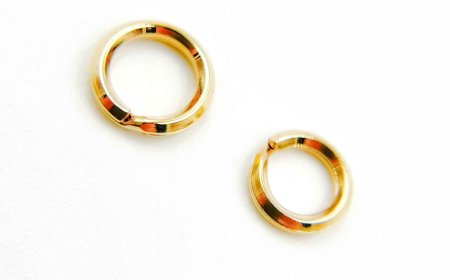 Discover the Versatility of 14K Yellow Gold Jump Rings