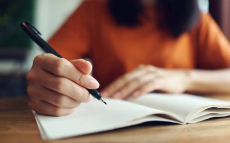 Empowering the Modern Nurse: Competency-Based Learning and Leadership in Healthcare