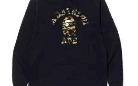 What Outfit Works Best with a BAPE Pink T Shirt in 2025?