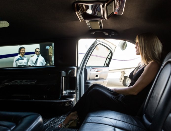 Airport Limo Service | Scituate to Logan Airport Rides